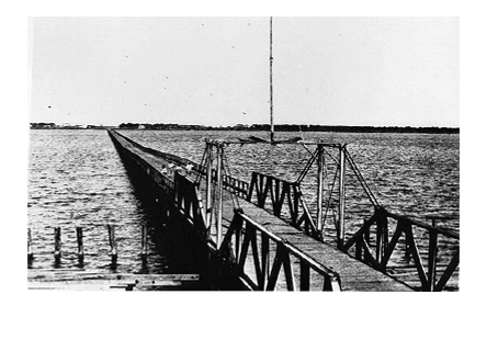 Wooden bridge across the Indian River