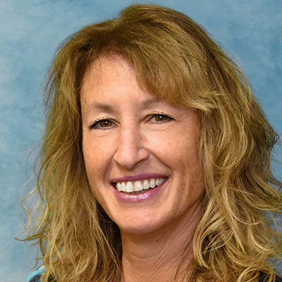 Andrea McCarthy headshot